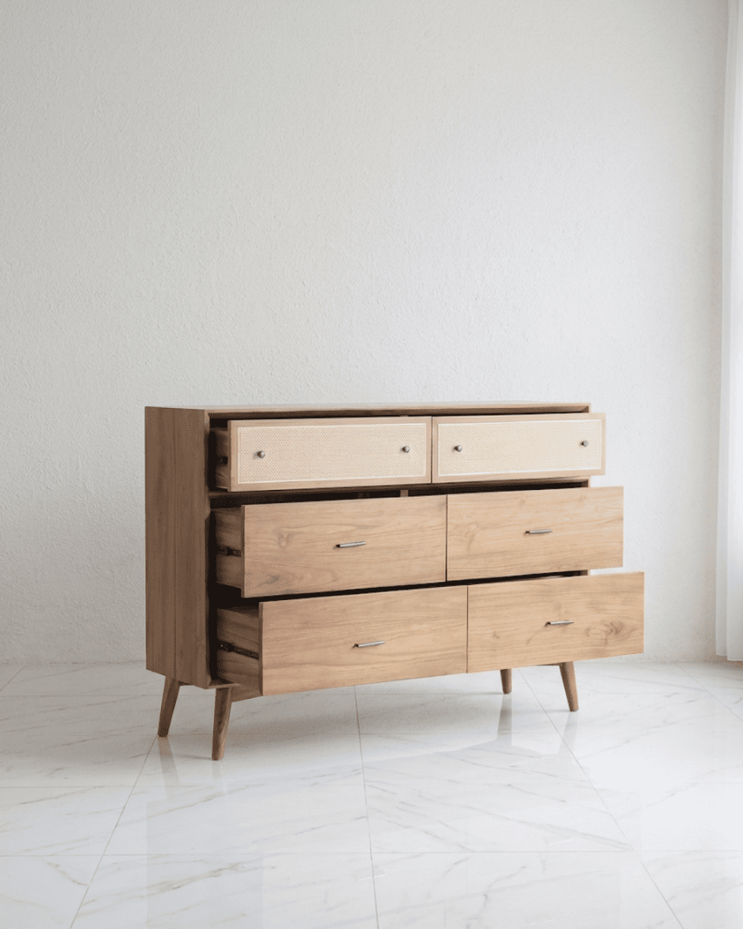 Aramaki Cabinet