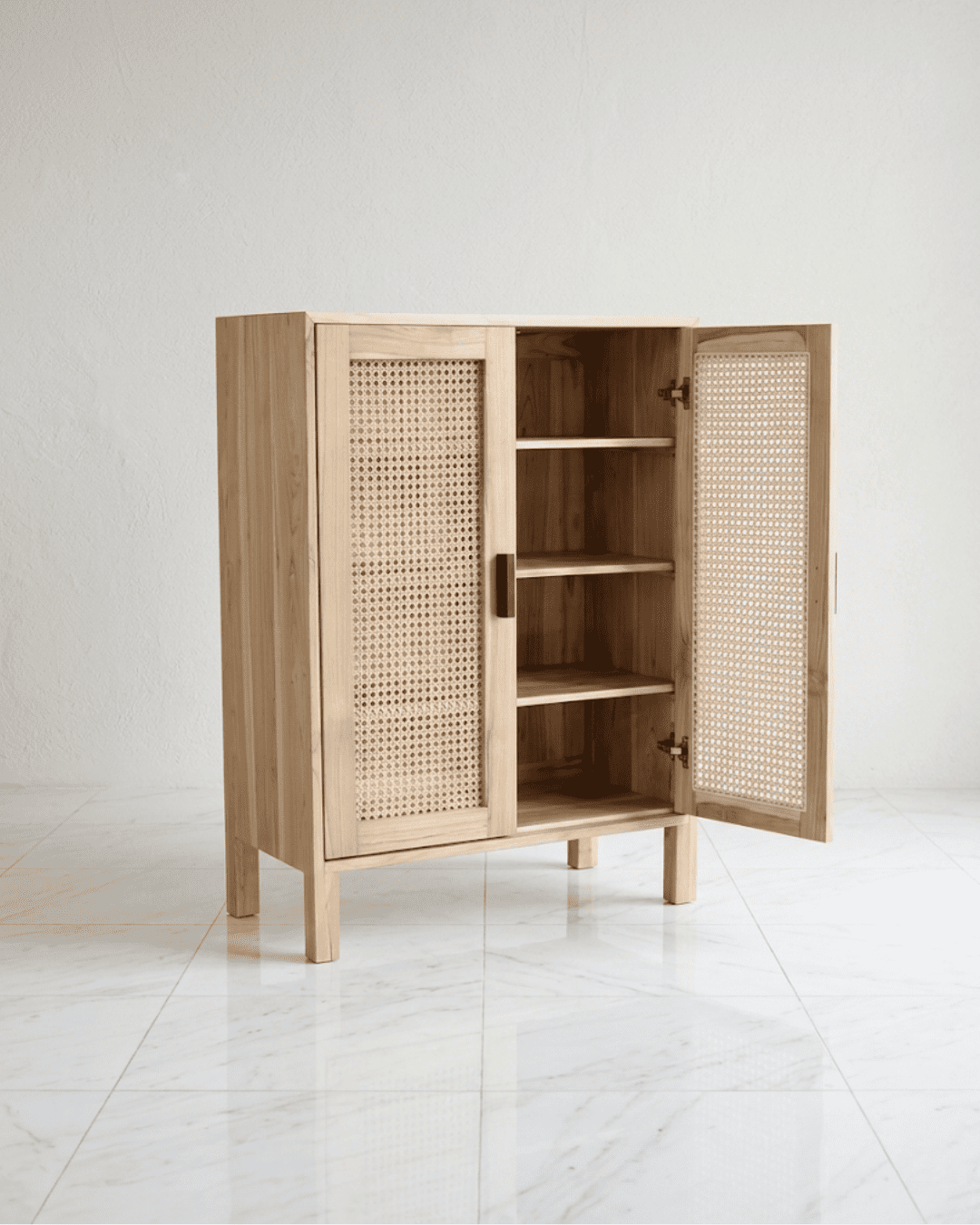 Stain Cabinet