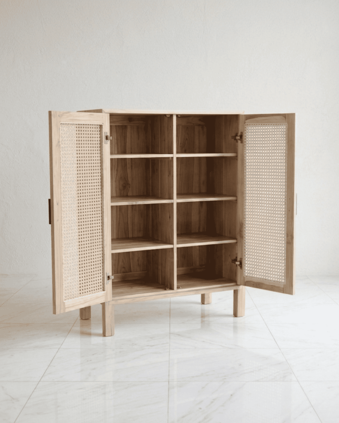 Stain Cabinet