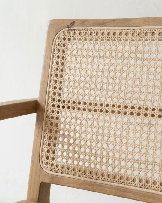 Dieto Arm Chair