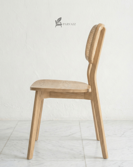 Kacang Chair